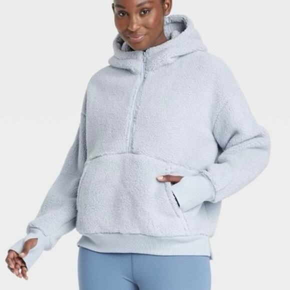 All in Motion Light Blue Fuzzy Sherpa Quarter Zip Hoodie Size Medium - Picture 1 of 8
